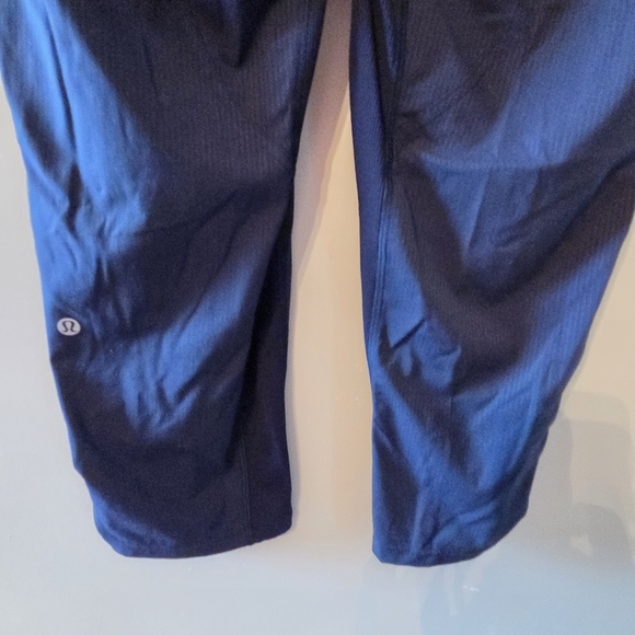 Lululemon Dance Studio Crop 25" In True Navy Women's Size 6. - Picture 10 of 15
